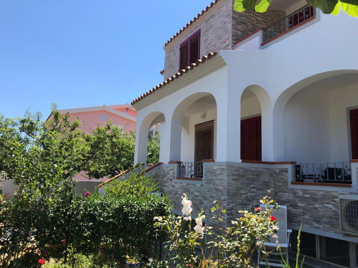 Appartamento In Villa Andreina Orosei Kültér fotó