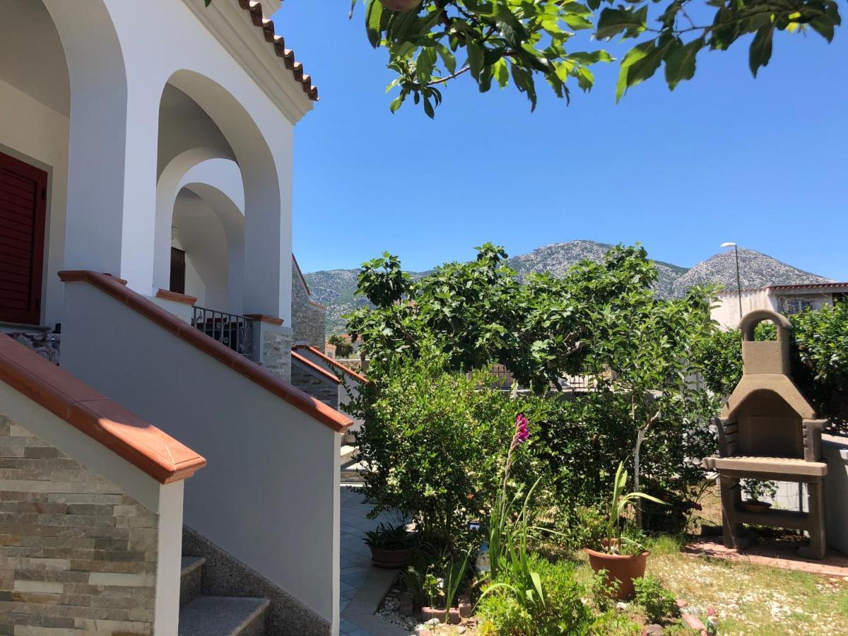 Appartamento In Villa Andreina Orosei Kültér fotó
