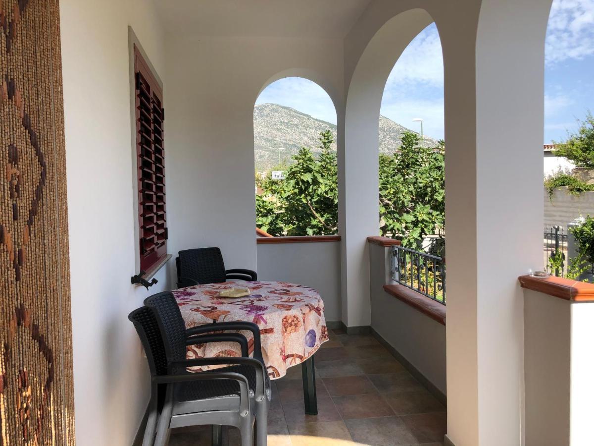 Appartamento In Villa Andreina Orosei Kültér fotó