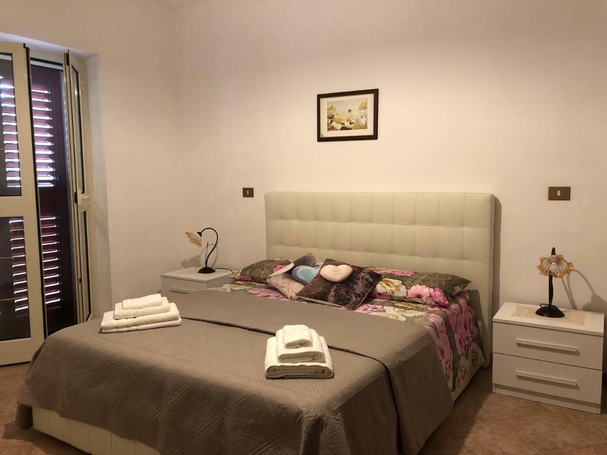 Appartamento In Villa Andreina Orosei Kültér fotó