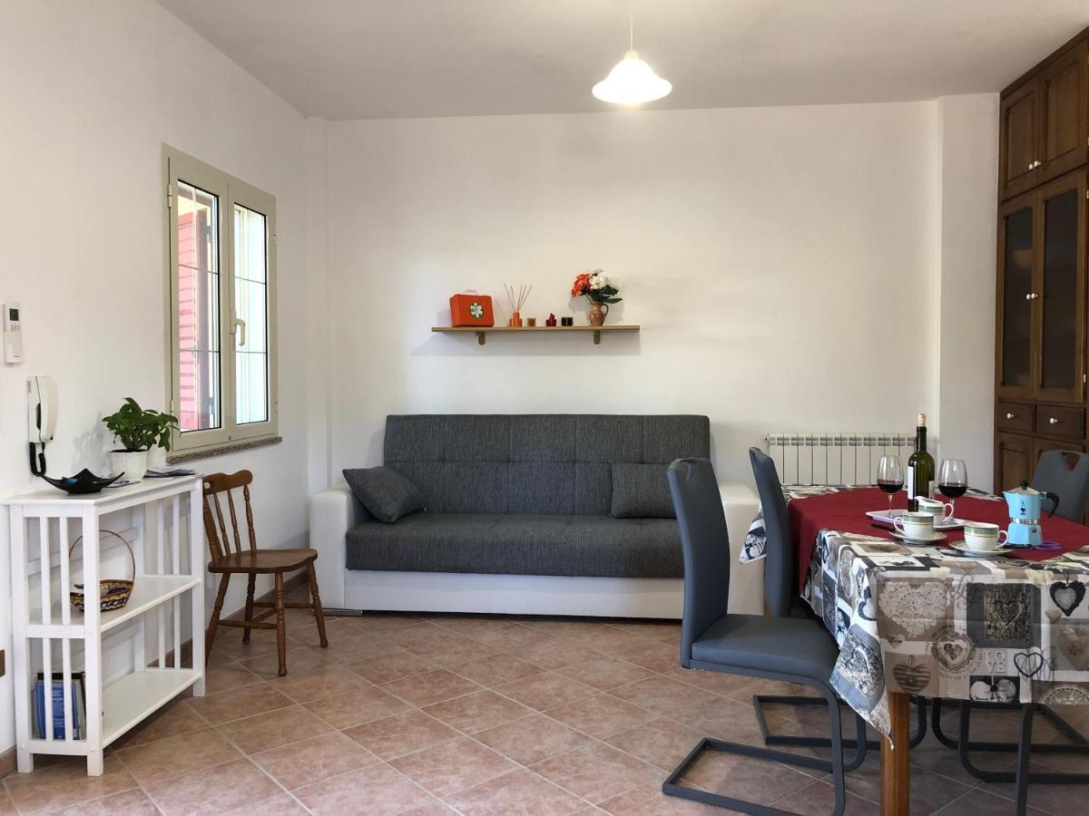 Appartamento In Villa Andreina Orosei Kültér fotó
