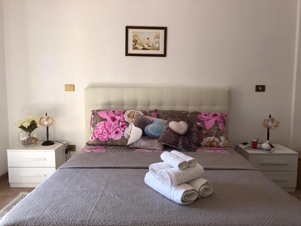 Appartamento In Villa Andreina Orosei Kültér fotó